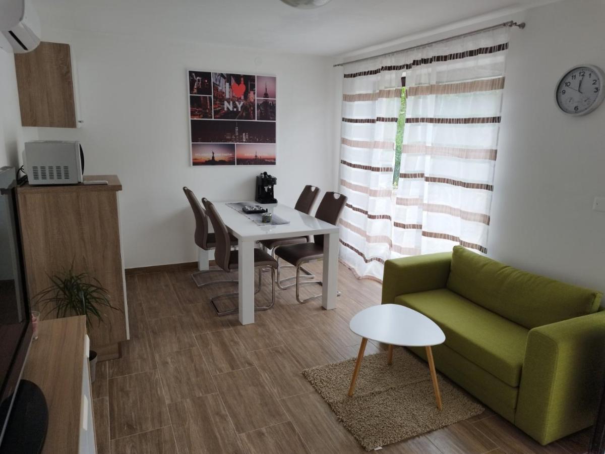 Mia Apartment Rijeka Luaran gambar